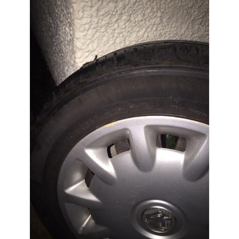 4x 14inc Astra corsa etc wheels two brand new tyres