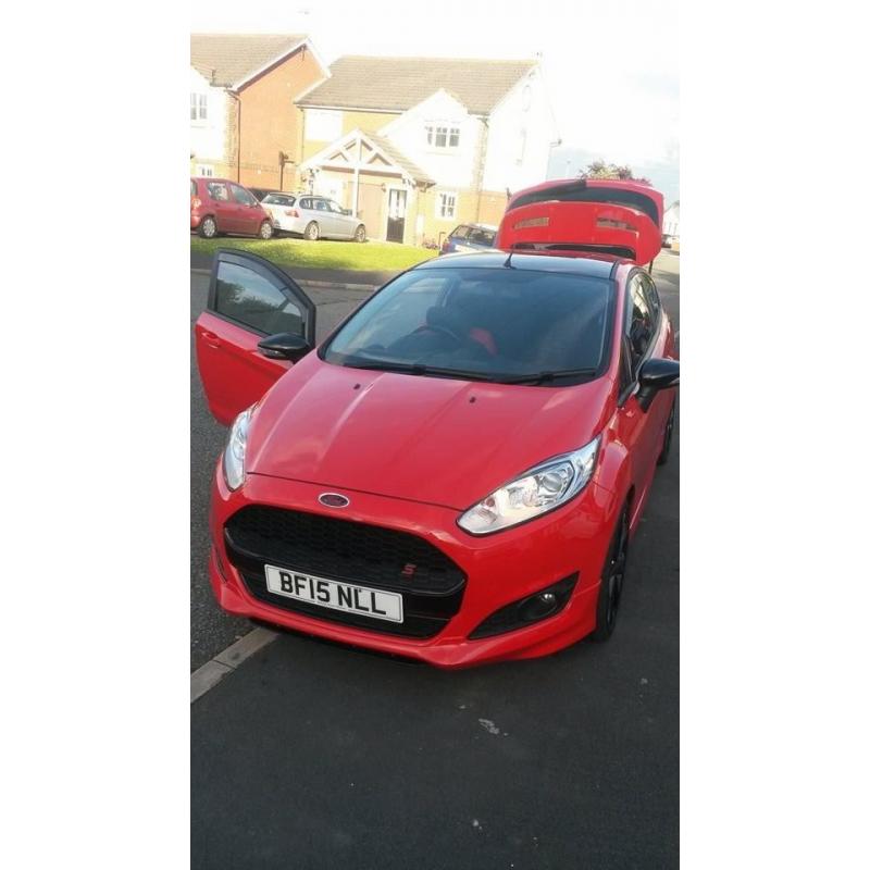 Ford fiesta Zetec S red edition 1.0 140