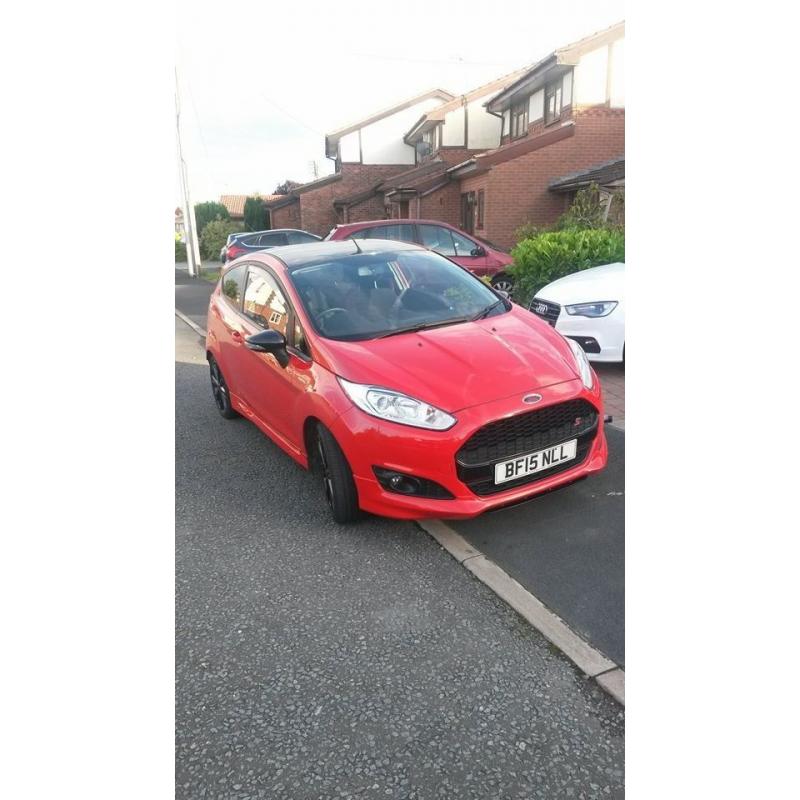 Ford fiesta Zetec S red edition 1.0 140