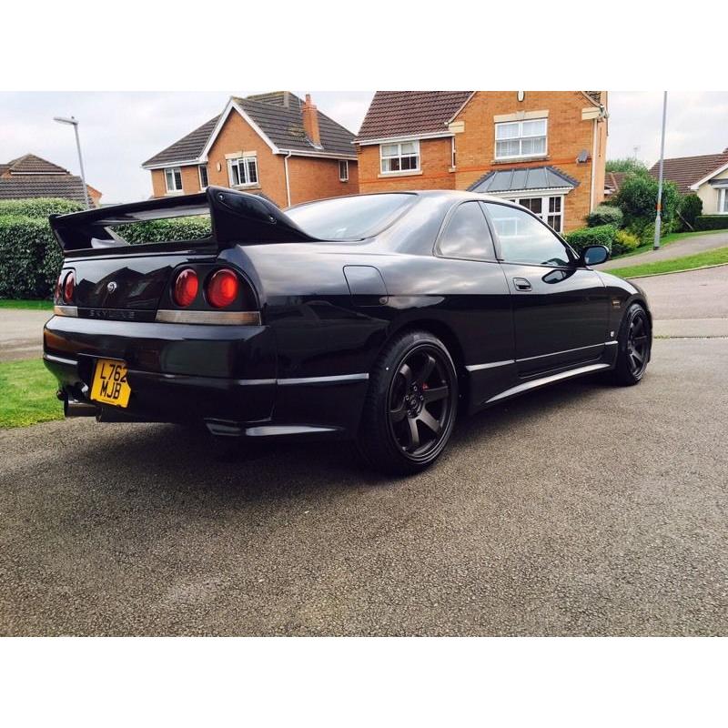 Nissan Skyline R33 gtst