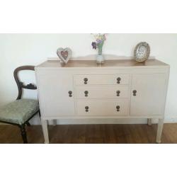 Vintage sideboard / dresser shabby chic vintage