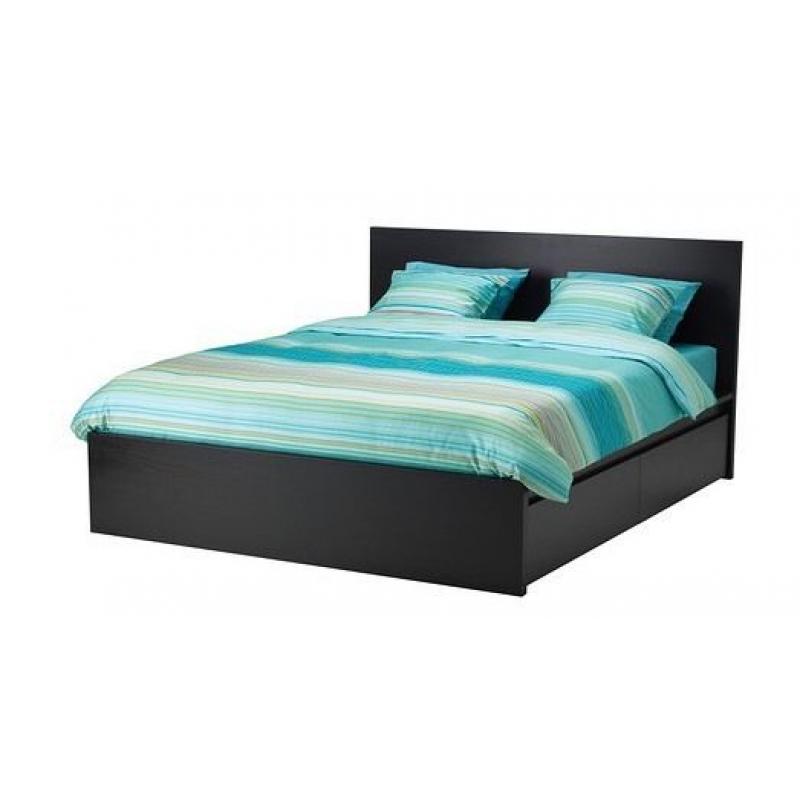 Super king size Bed with Excellent Mattress