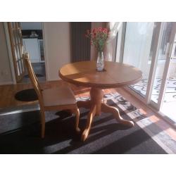 Antique pine waxed 6 seater quality table and chairs