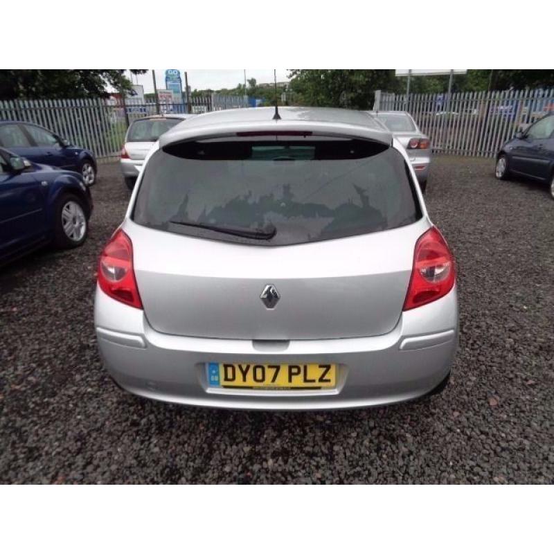 2007 RENAULT CLIO DYNAMIQUE S 1.4 3 DOOR SILVER 51,000 FULL SERVICE HISTORY MOT TILL 10/07/17