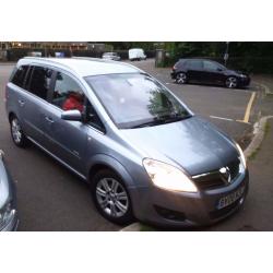 Vauxhall Zafira 1.8 Elite 2008 need repair (VERY GOOD CONDITION)