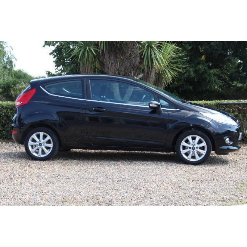 Ford Fiesta Zetec 1.25 ( 82ps ) 2010 3 DOOR HATCHBACK CAR ** ONLY 29941 MILES **