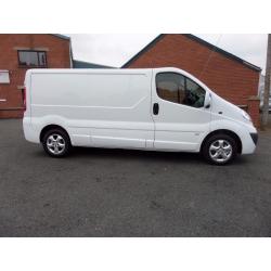 VAUXHALL VIVARO SPORTIVE LWB