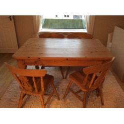 Solid Pine Table with 4 Solid Pine Chairs