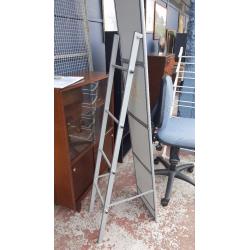 Metal Frame Standing Mirror in Great Condition