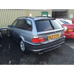 Bmw 320i touring breaking full car doors mirrors wheels gearbox