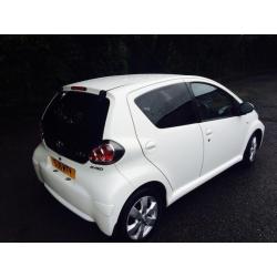 2011 Toyota AYGO 1.0 VVT-i GO Hatchback 5dr Petrol Manual (106 g/km, 67 bhp)