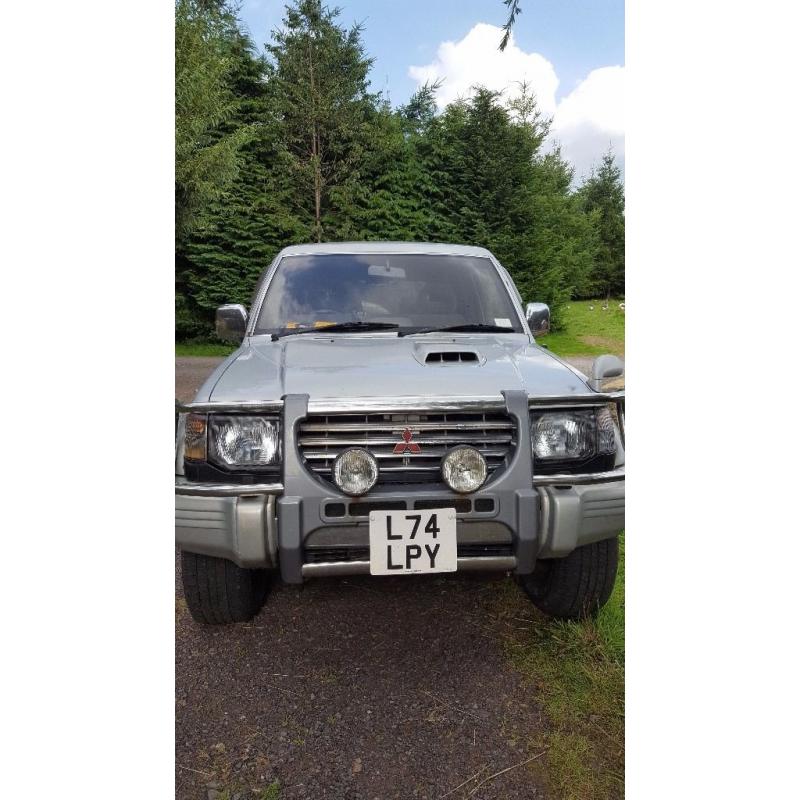 Mitsubishi Pajero for spares or repair