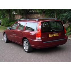 EXCELLENT EXAMPLE!! 2007 VOLVO V70 2.4 SE 170 BHP 5dr AUTO ESTATE 1 YEAR MOT,