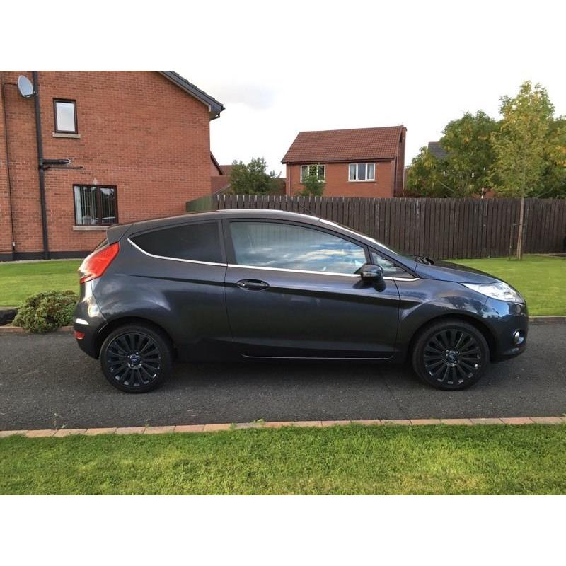 Ford Fiesta titanium 1.4 diesel 2009