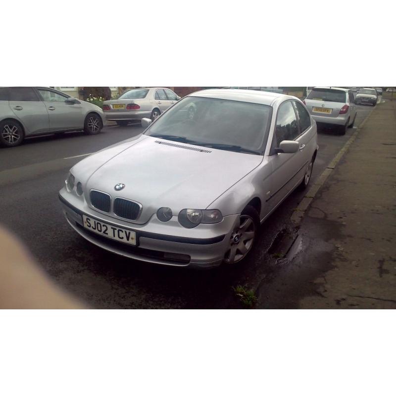 BMW 320td compact se, good fuel mileage