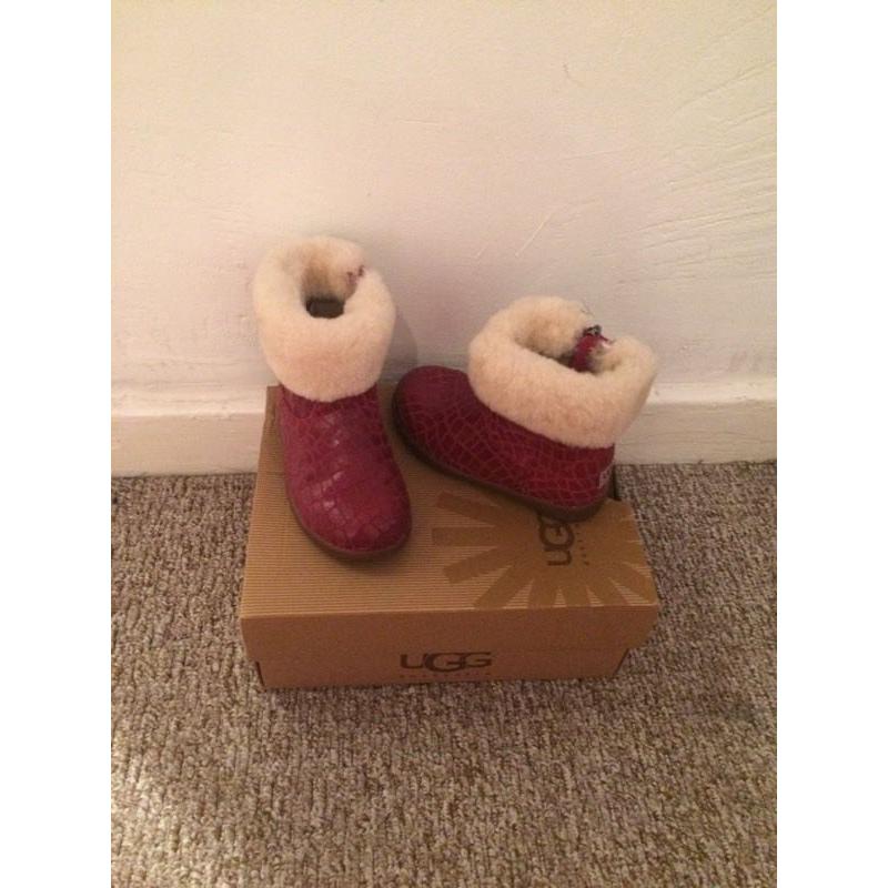 Toddler size 6 ugg boots genuine