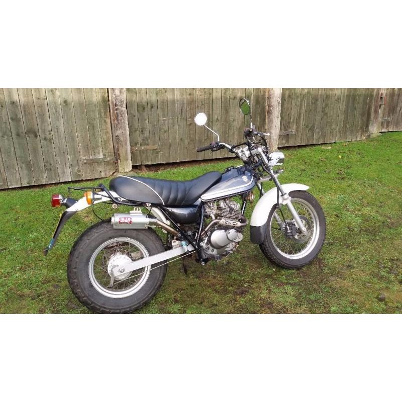 Suzuki Van Van RV125 Motorbike