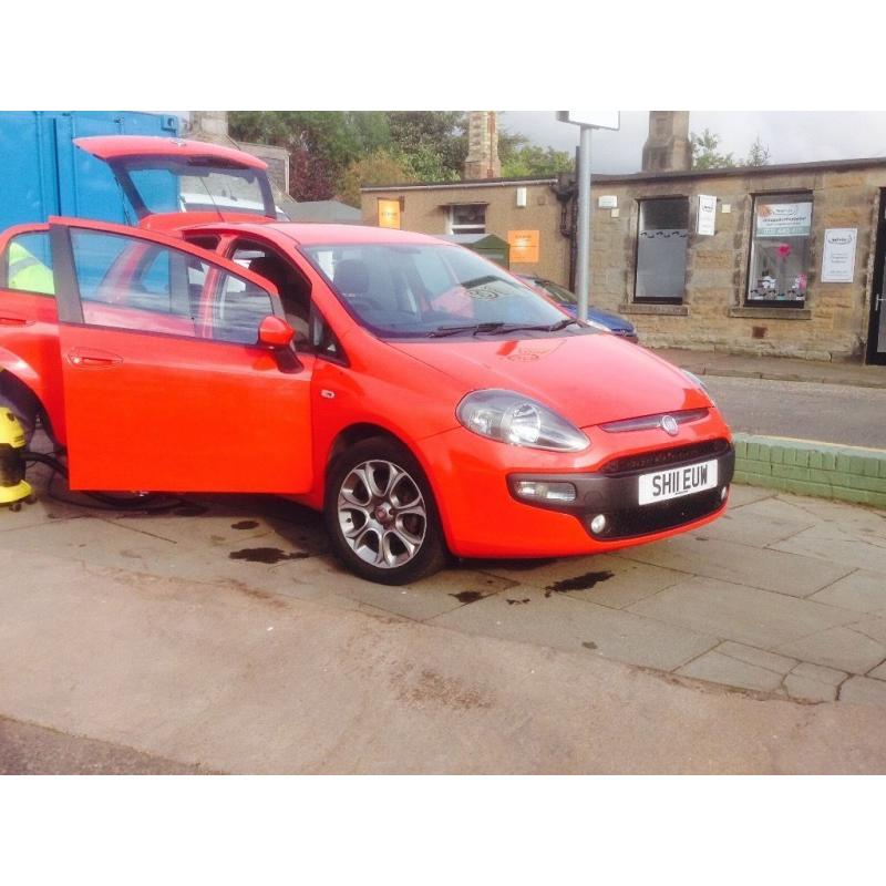 STUNNING-- 2011-FIAT PUNTO EVO GP-- START/ STOP -- 1.4L -- AA INSPECTION REPORT.