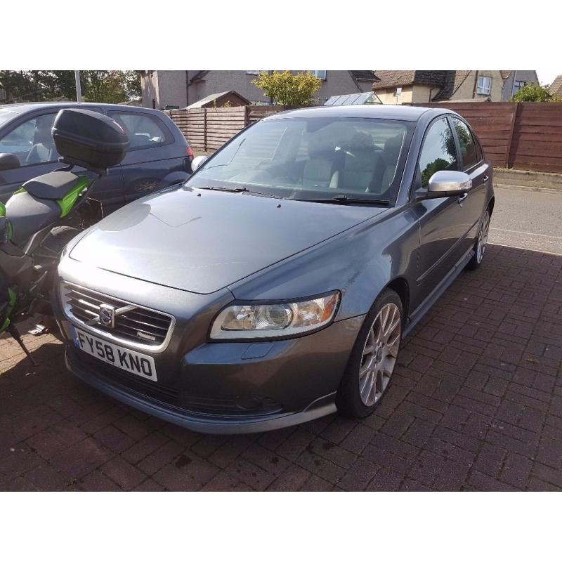 2008 VOLVO S40 SPORT SE 2.0D R-DESIGN, MoT till Dec, recently serviced; PRIVATE SALE