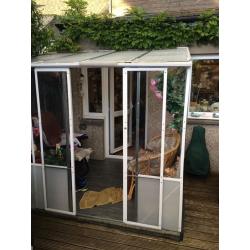 Lean to Greenhouse / Garden room