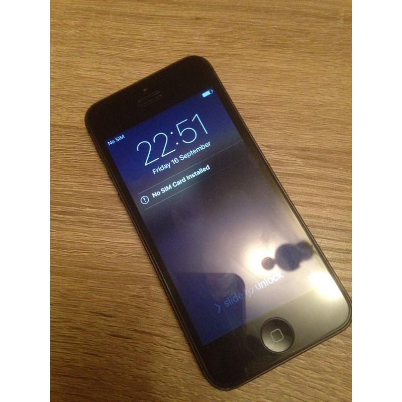 UNLOCKED iPhone 5 32G