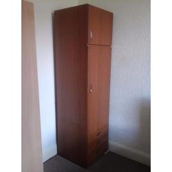 Single door wardrobe for 7 pounds