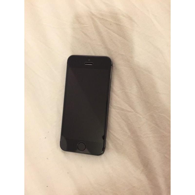 iPhone 5s space grey // SPARES OR REPAIRS // water damaged