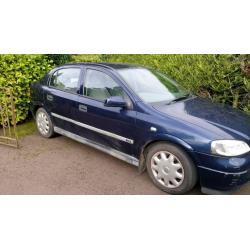 Vauxhaul astra 2001 1.4 16v LS hatch 5 dr 69000. MOT feb 2017